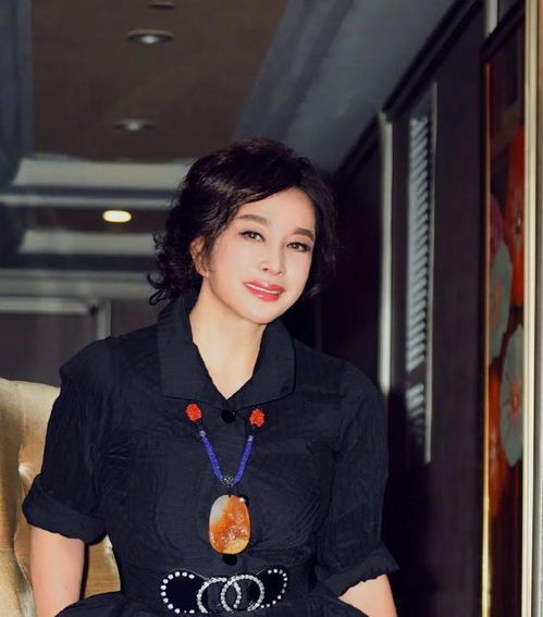 刘晓庆妹妹，未卷走姐姐财产的坚定守护者