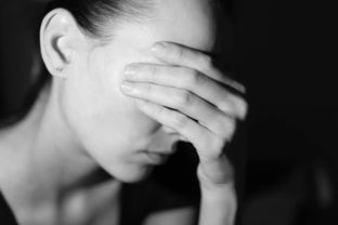 四胎母亲的痛与坚强——被老师砸破头骨女童的成长之路