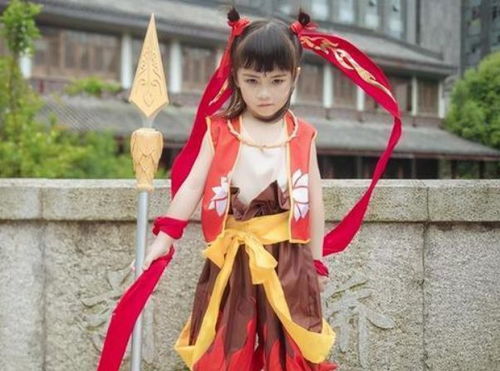 美籍博主中美cosplay洋哪吒，跨越文化的时尚潮流