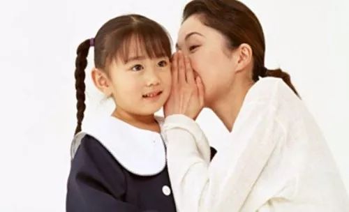 委员建议，手机归还孩子，让家庭关系更和谐