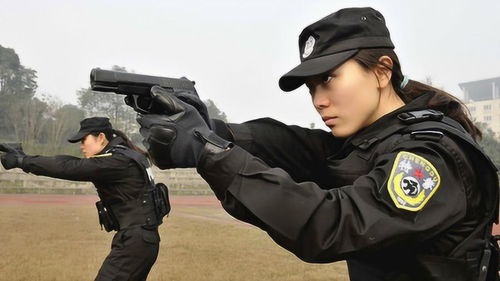 成都太古里女特警——美丽与飒爽的完美结合