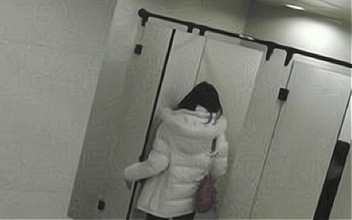 00后女生与6平米卫生间，一场关于生活与挑战的对话