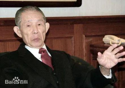 揭秘李兆基遗产分配方案，家族财富传承的背后